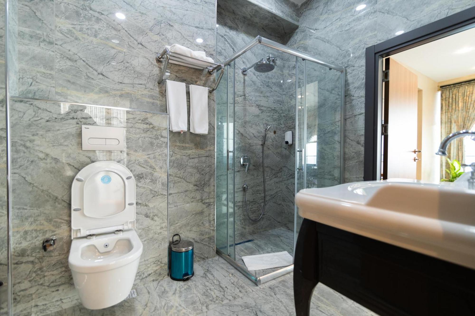 Fevzi Hoca Otel ทรับซอน ภายนอก รูปภาพ
