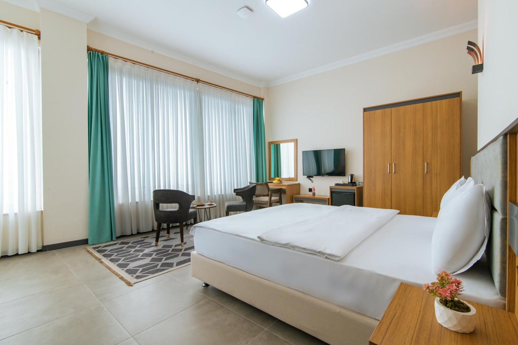 Fevzi Hoca Otel ทรับซอน ภายนอก รูปภาพ
