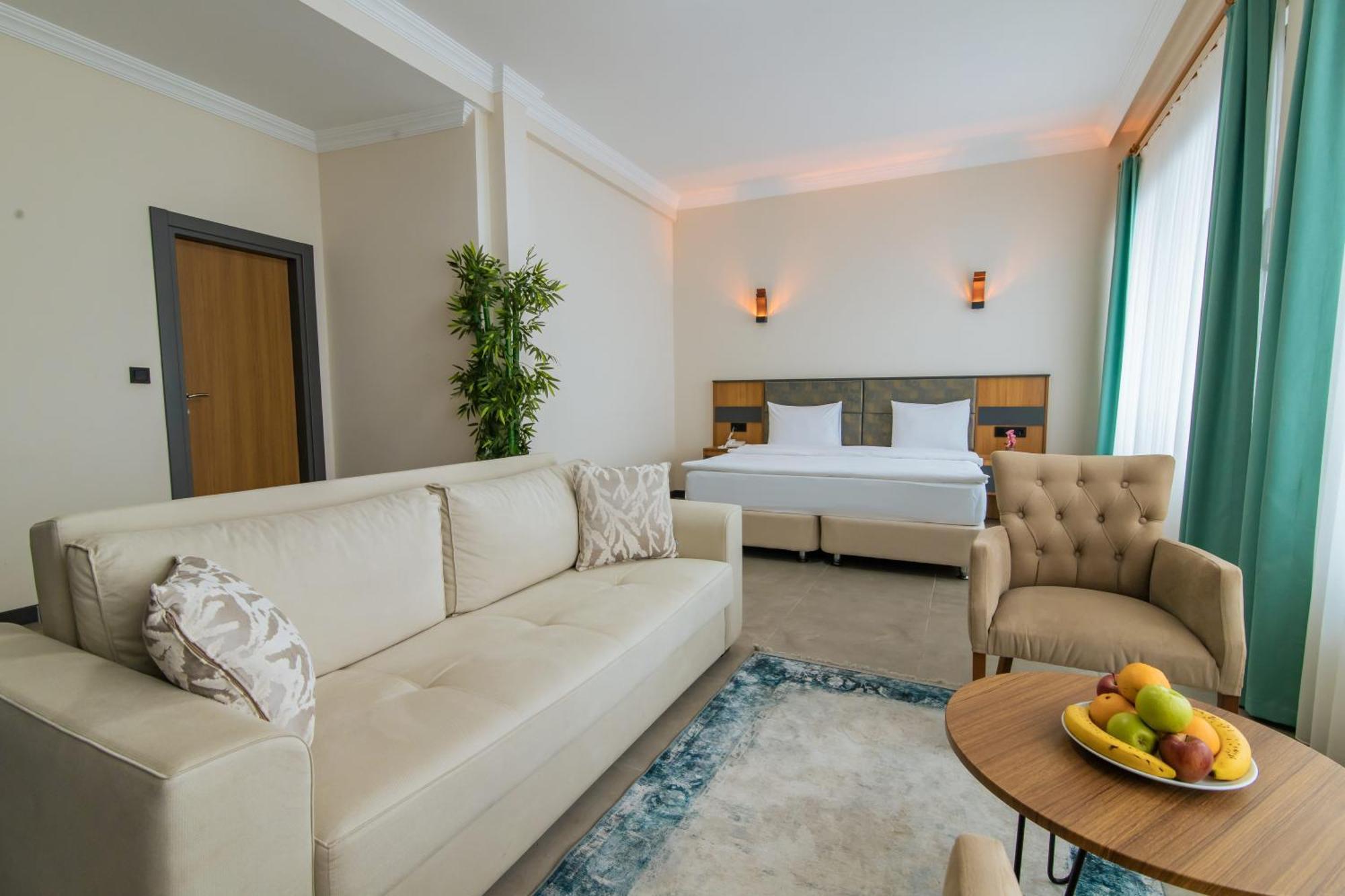 Fevzi Hoca Otel ทรับซอน ภายนอก รูปภาพ